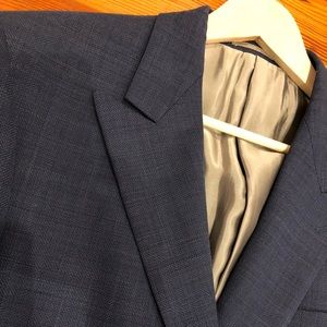 Navy blue sports coat. Size 40 Long.